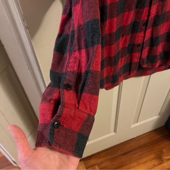 Madewell | Flannel Cargo Workshirt in Red Buffalo Check - Picture 6 of 6